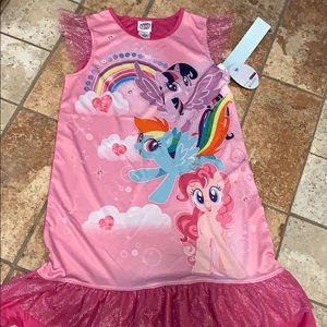 Girls Unicorn Sleepeear - Size L/G